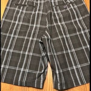 O’Neill shorts size 34 in brown